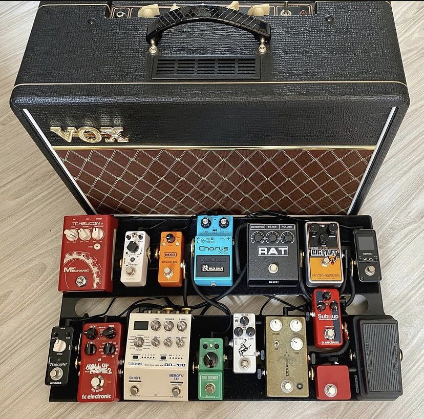 santiospinamusic pedalboard