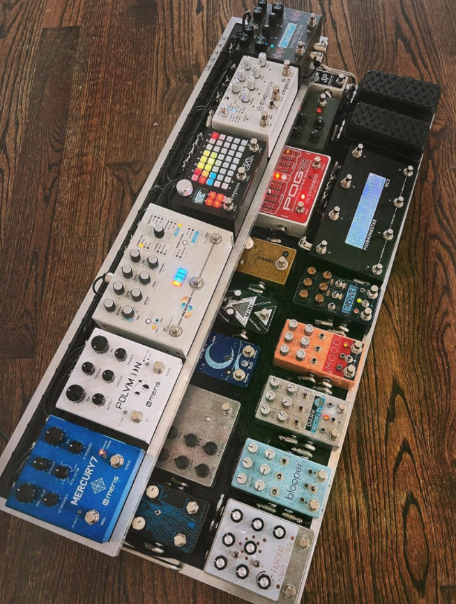 1 OfficialMrSpades Pedalboard