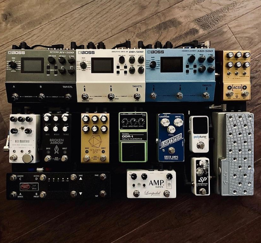 3 trowens8 pedalboard